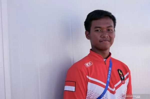 Emas panahan di SEA Games Arif Pangestu Emas panahan di SEA Games Arif Pangestu