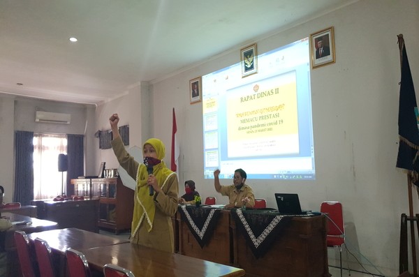 Rapat Dinas Informasi Program Wali Kelas